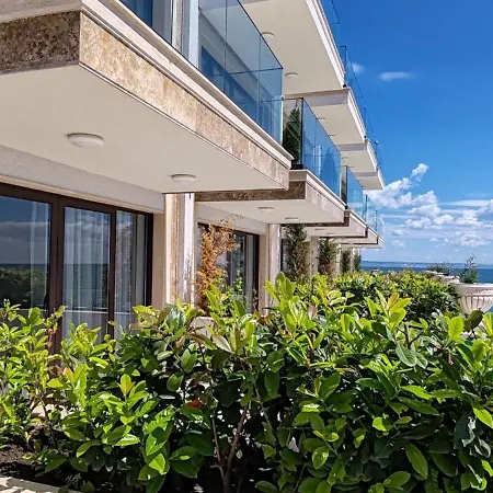 Sea Point La 4*