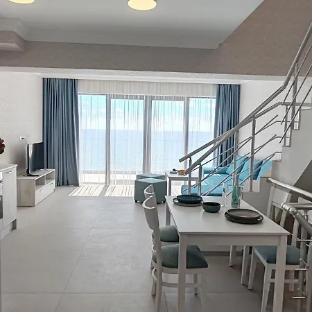 Sea Point La 4*