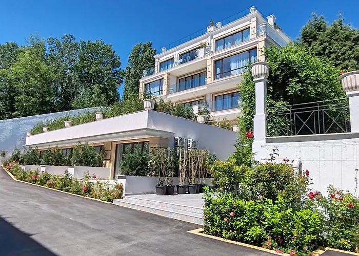 Sea Point La Ξενοδοχείο με διαμερίσματα 4*