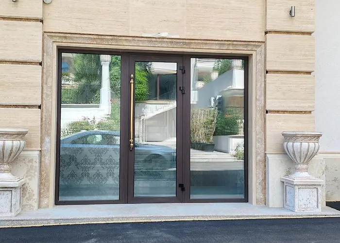 Sea Point La Apart-hotel 4*