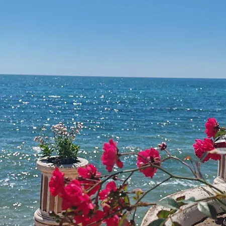 Hotel apartamentowy Sea Point La