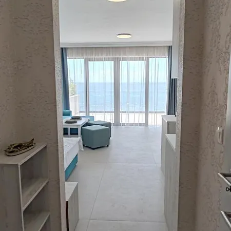 Апартхотел Sea Point La 4*