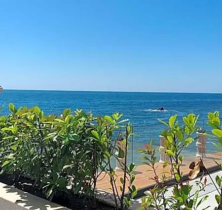 Apartmanhotel Sea Point La 4*